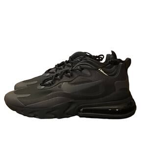 Nike Women's Low-top Running Shoe, Black/Oil